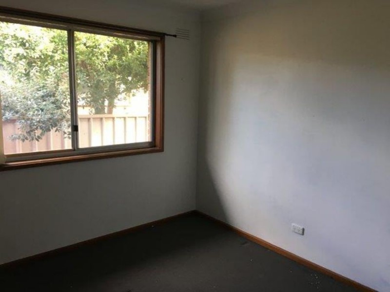 20 Main Street, Lake Albert NSW 2650