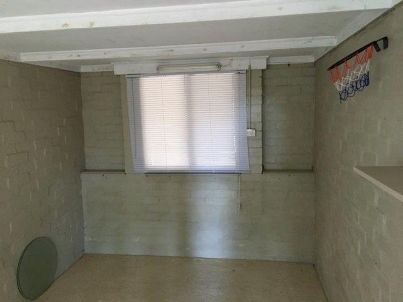 20 Main Street, Lake Albert NSW 2650