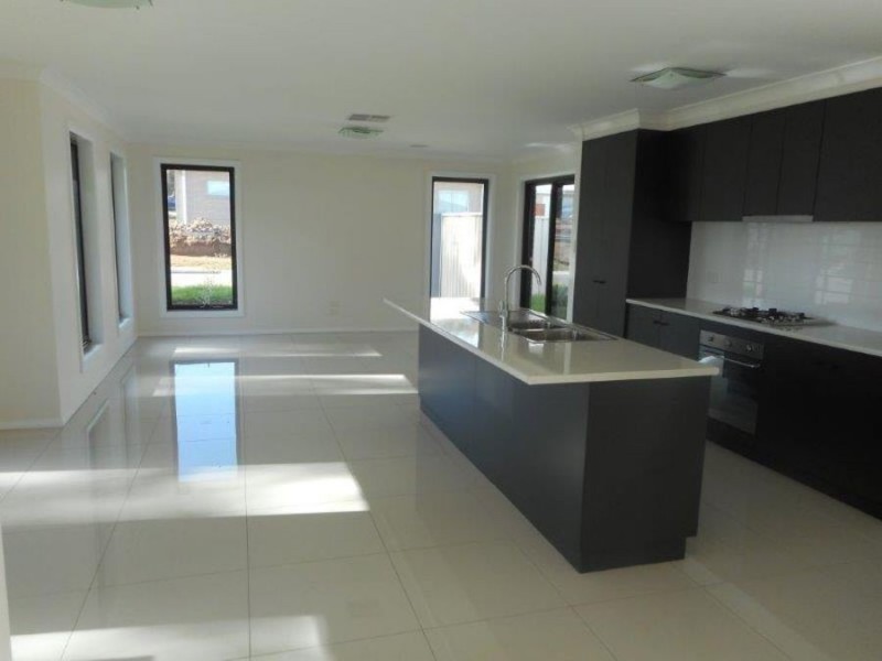 14 St Pauls Place –  Estella Rise, Wagga Wagga NSW 2650