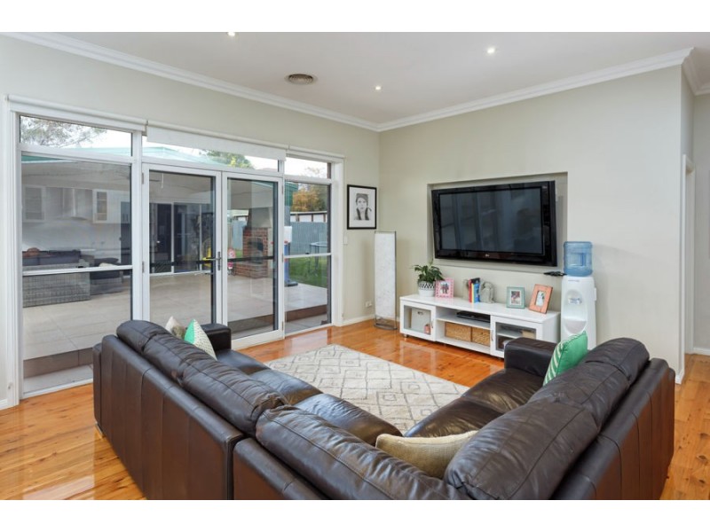 7 Norman Street, Turvey Park NSW 2650