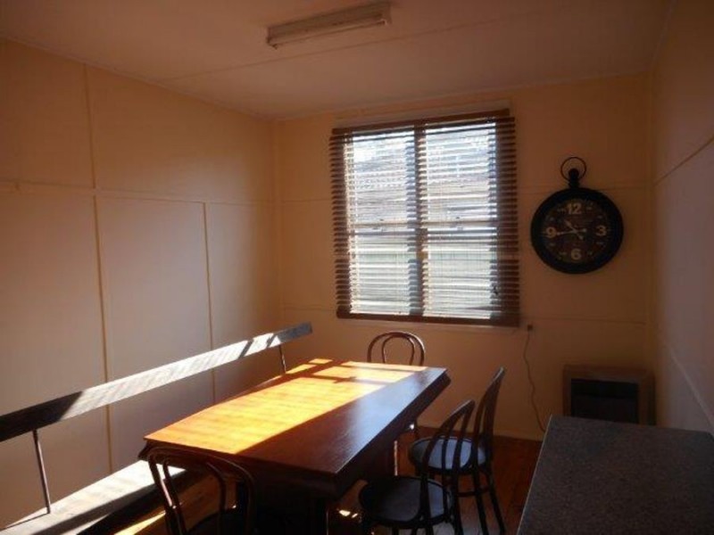 52 Bourke Street, Wagga Wagga NSW 2650