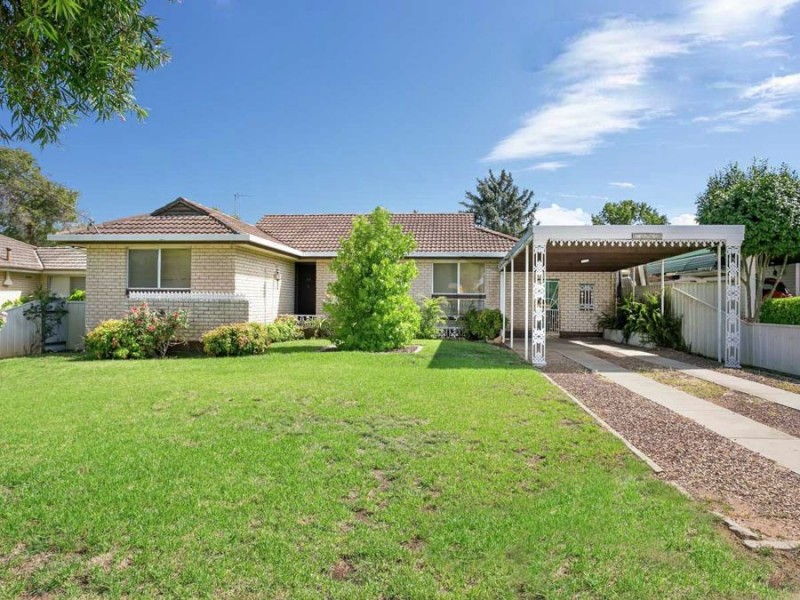 39 Leavenworth Drive, Mount Austin NSW 2650