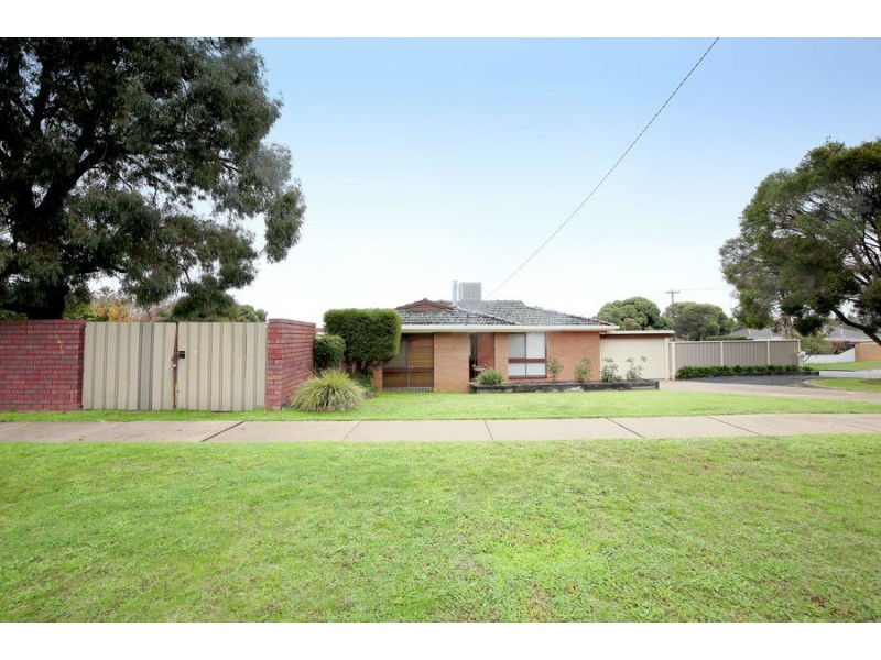 32 Bavaria Street, Tolland NSW 2650
