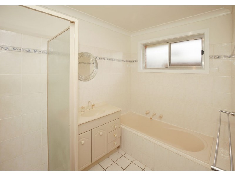 32 Bavaria Street, Tolland NSW 2650