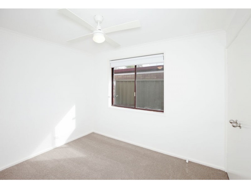 22 Maple Road, Lake Albert NSW 2650