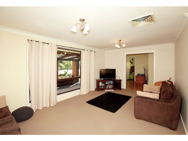 34 Maple Road, Lake Albert NSW 2650