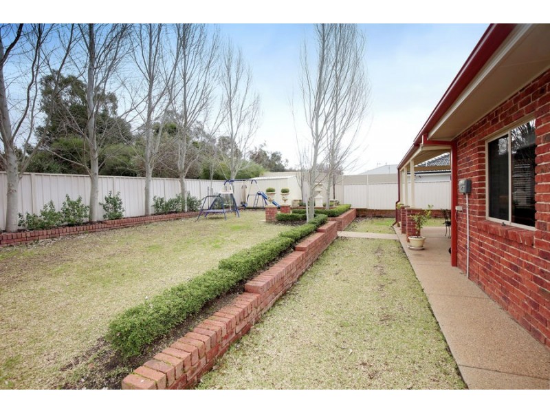 22 Budawang Place, Tatton NSW 2650