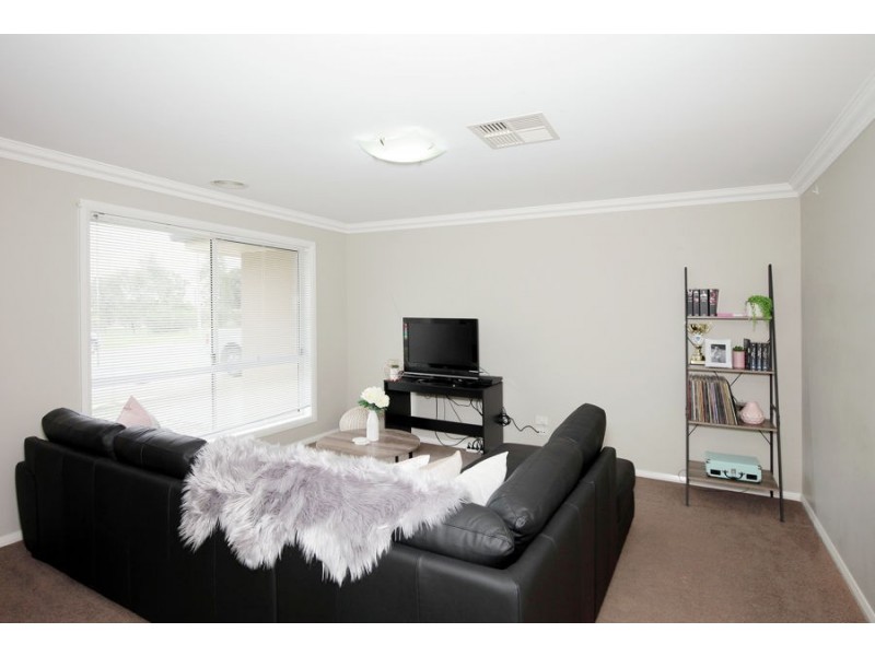 62 Mima Street, Glenfield Park NSW 2650
