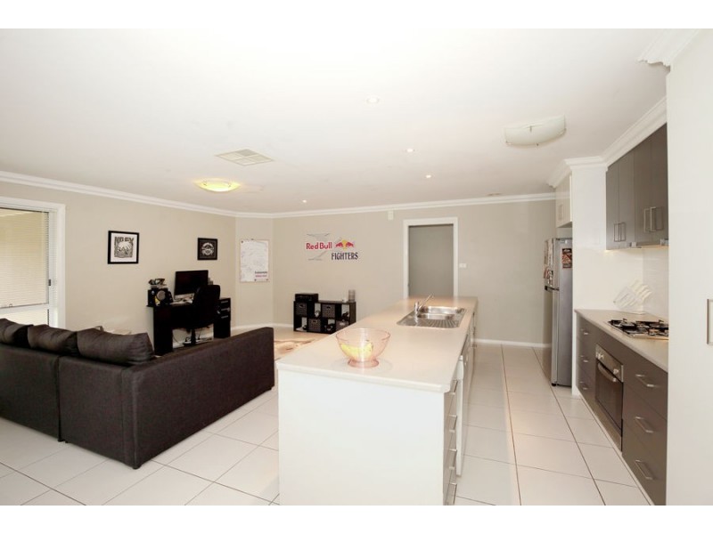 62 Mima Street, Glenfield Park NSW 2650