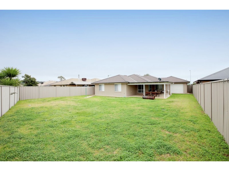 62 Mima Street, Glenfield Park NSW 2650