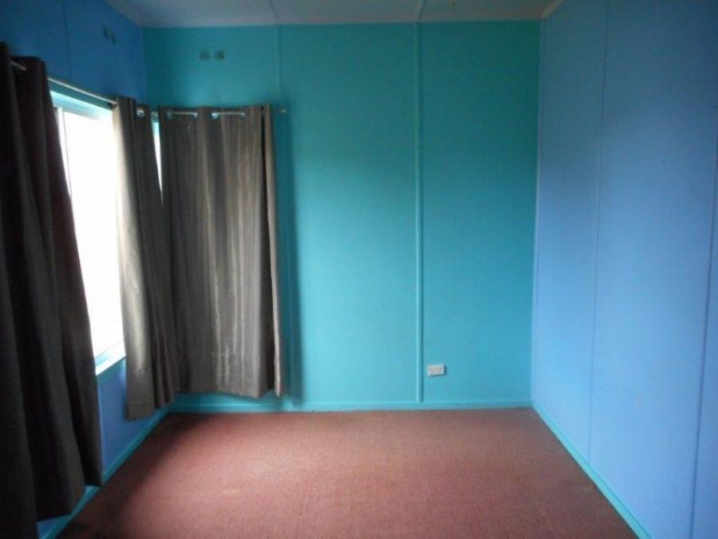 148 Macleay Street, Turvey Park NSW 2650