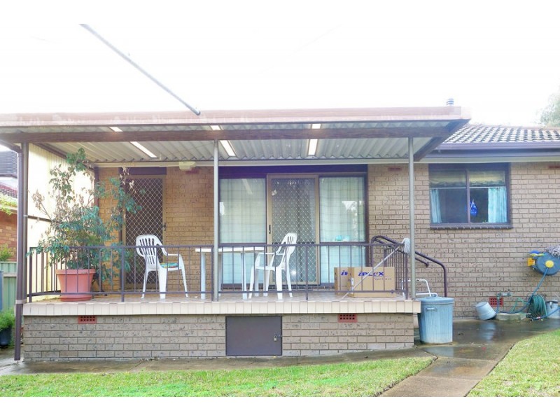 32 Temerloh Street, Tolland NSW 2650