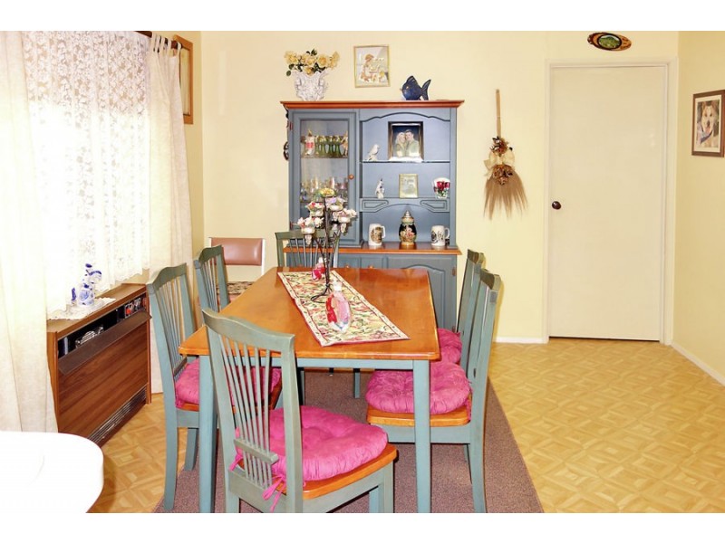 39 Dunn Avenue, Forest Hill NSW 2651