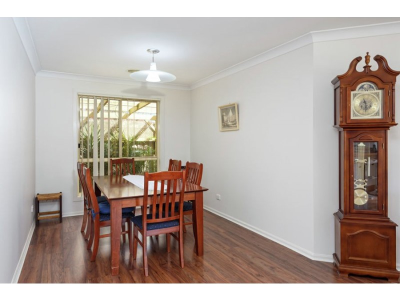 2 Woomera Place, Glenfield Park NSW 2650