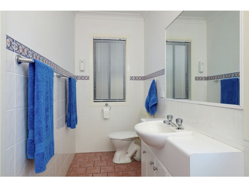 3 Woomera Place, Glenfield Park NSW 2650