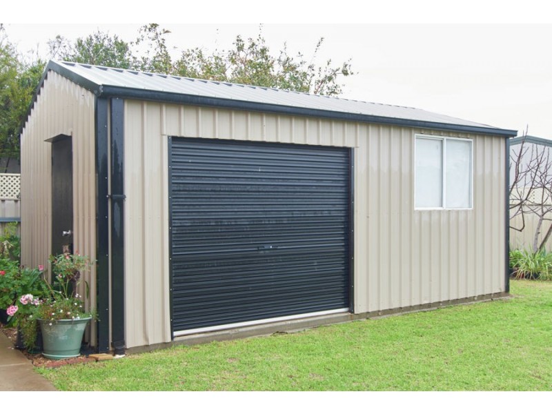 3 Woomera Place, Glenfield Park NSW 2650