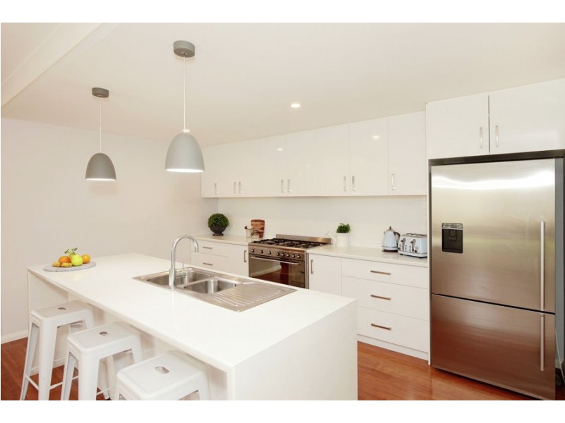 19 Cootamundra Boulevarde, Estella NSW 2650