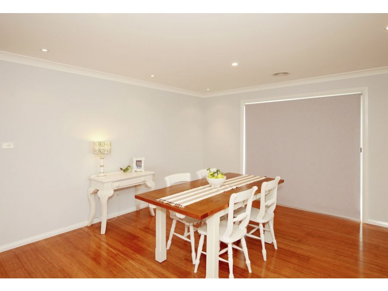 19 Cootamundra Boulevarde, Estella NSW 2650