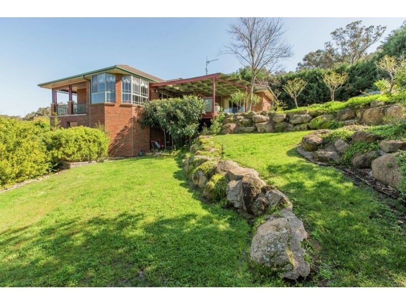 4 Loru Close, Kooringal NSW 2650