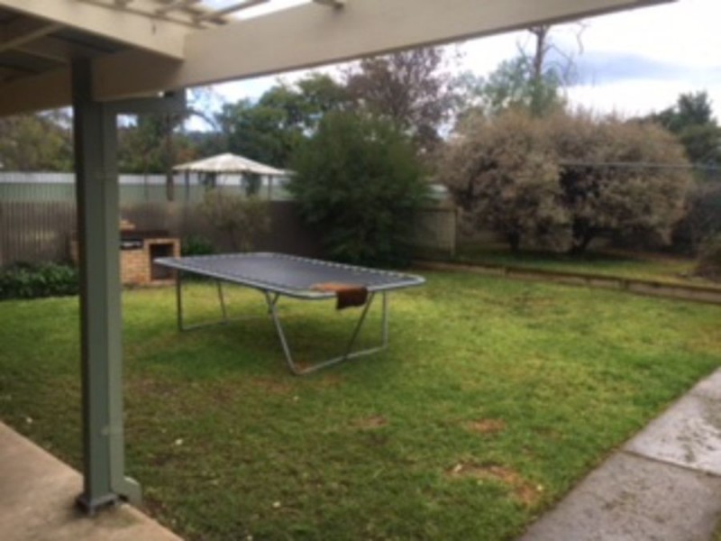 9 Stanley Street, Kooringal NSW 2650