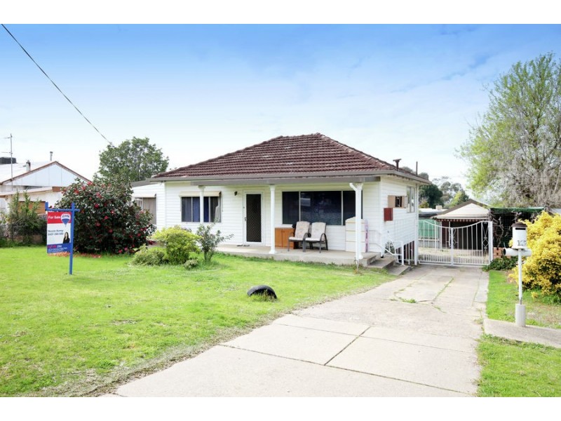 117 Meadow Street, Kooringal NSW 2650