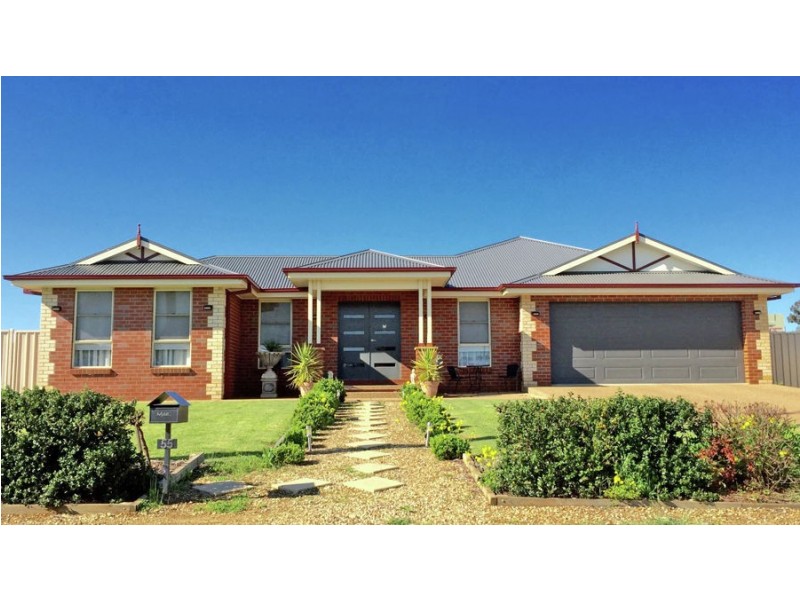 55 Stinson Street, Coolamon NSW 2701
