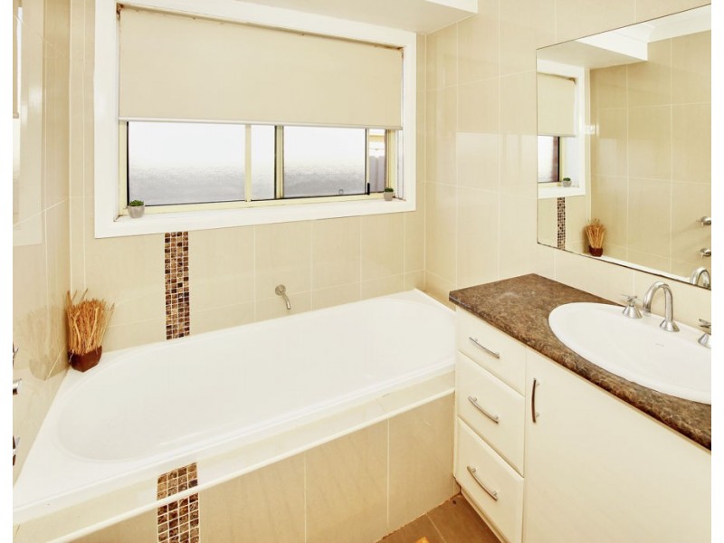 55 Stinson Street, Coolamon NSW 2701