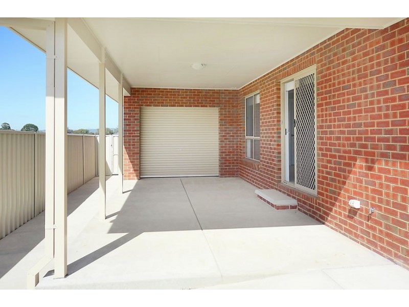 25 Maitland Drive, Estella NSW 2650