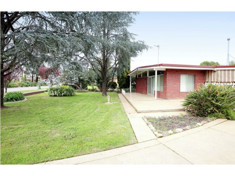 194 Bourke Street, Mount Austin NSW 2650