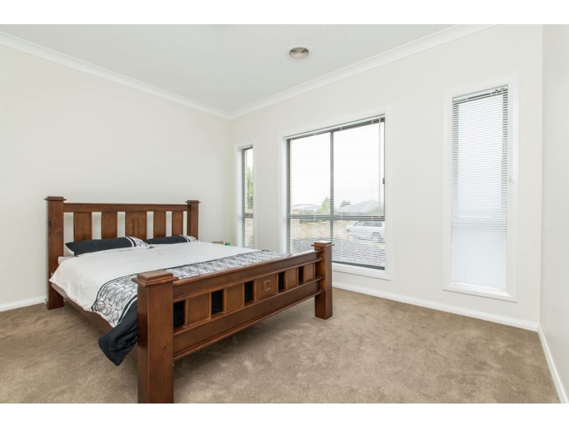 49 Brindabella Drive, Tatton NSW 2650