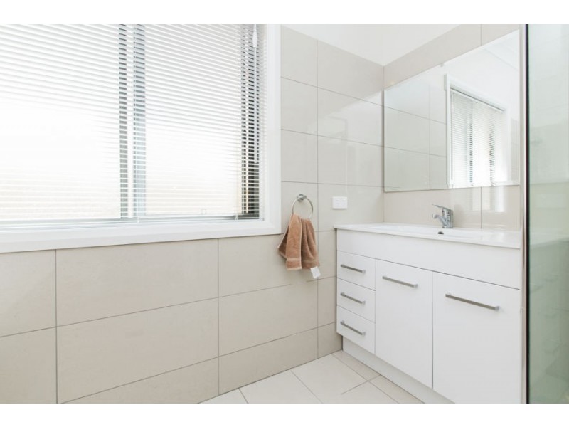 49 Brindabella Drive, Tatton NSW 2650