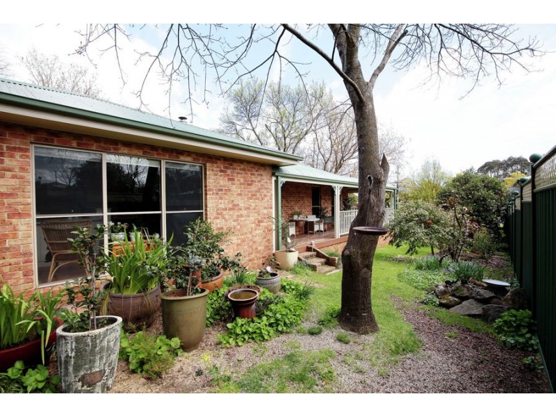 64 King Street, Tumbarumba NSW 2653