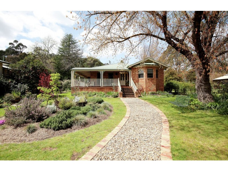 64 King Street, Tumbarumba NSW 2653