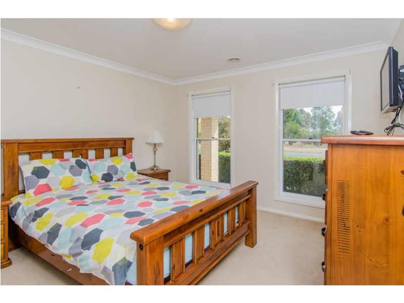 72 Mima Street, Glenfield Park NSW 2650
