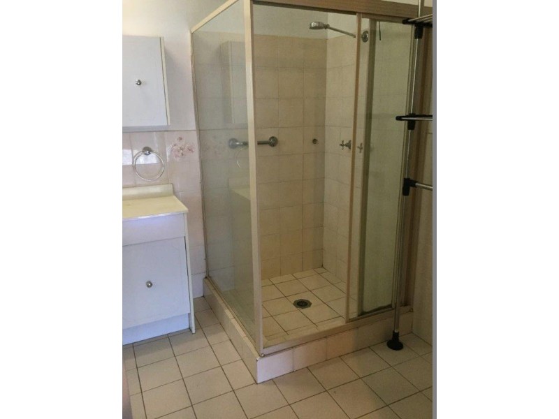 12 Andrews Avenue, Kooringal NSW 2650