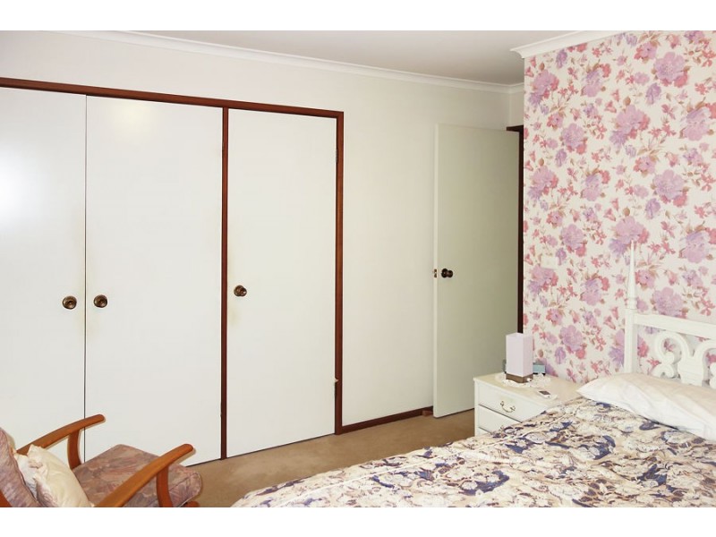 32 Temerloh Street, Tolland NSW 2650