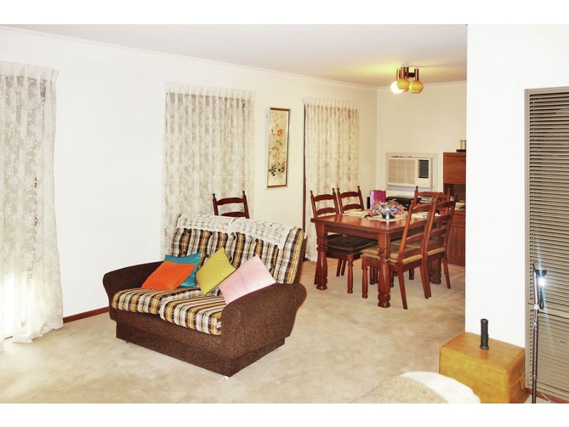 32 Temerloh Street, Tolland NSW 2650