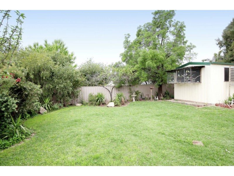 20 Dunn Avenue, Forest Hill NSW 2651