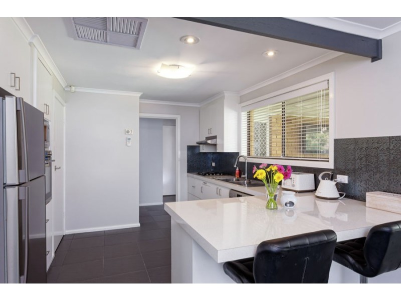 51 Undurra Drive, Glenfield Park NSW 2650