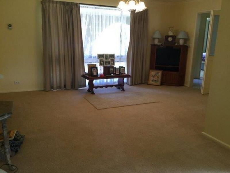 9 Loth Street, Ashmont NSW 2650