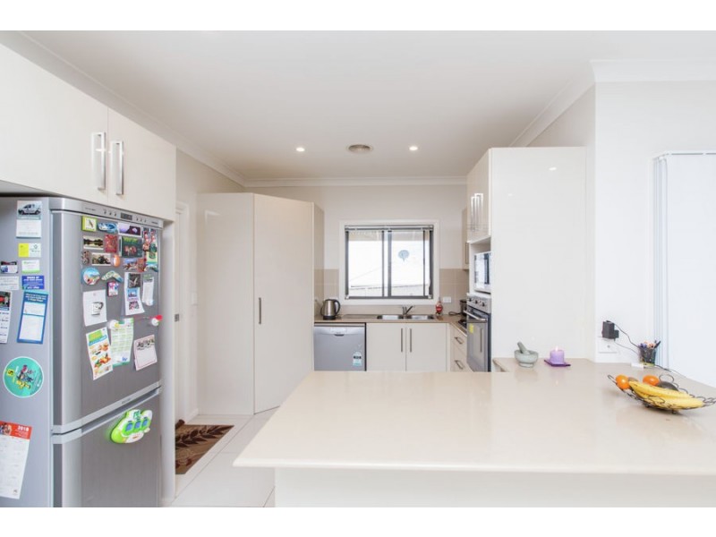 49 Brindabella Drive, Wagga Wagga NSW 2650