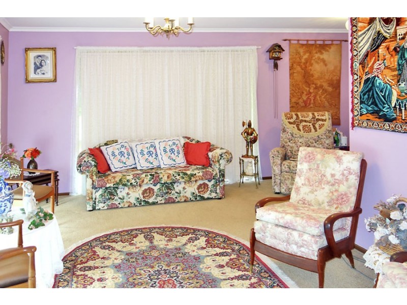 39 Dunn Avenue, Forest Hill NSW 2651