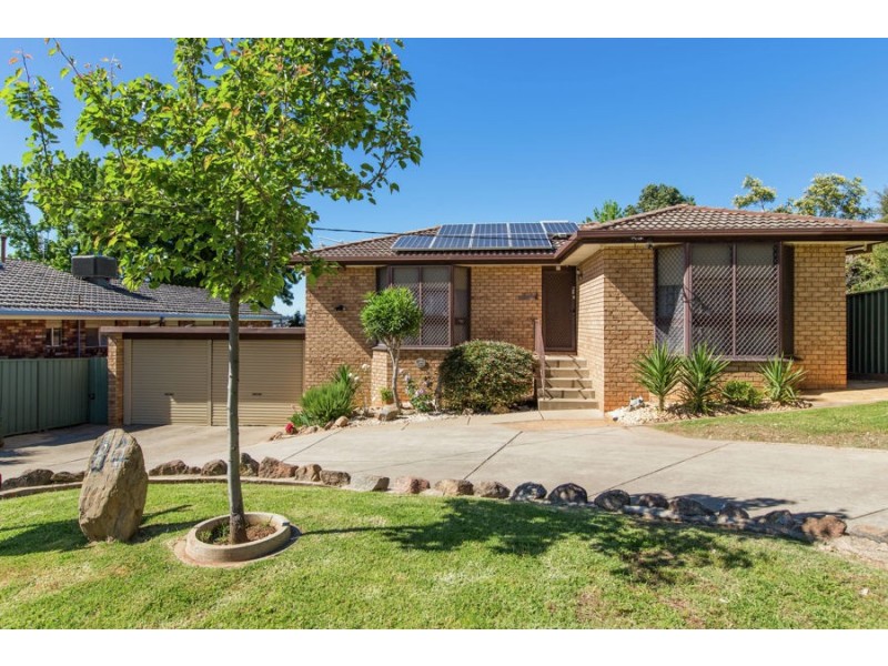 84 Stanley Street, Kooringal NSW 2650