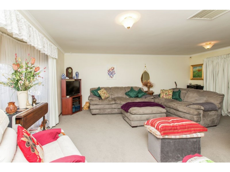 84 Stanley Street, Kooringal NSW 2650