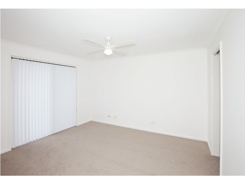 22 Maple Road, Lake Albert NSW 2650