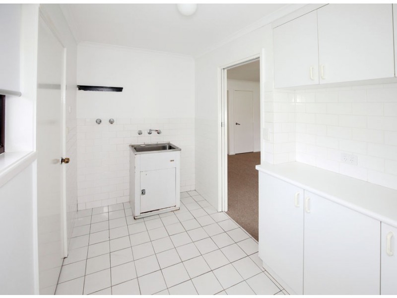 22 Maple Road, Lake Albert NSW 2650