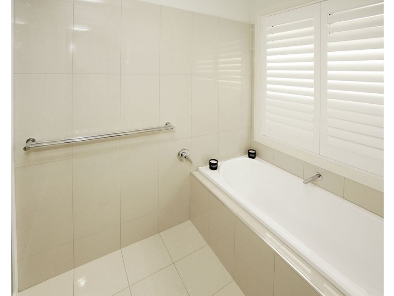 79 Strickland Drive, Boorooma NSW 2650