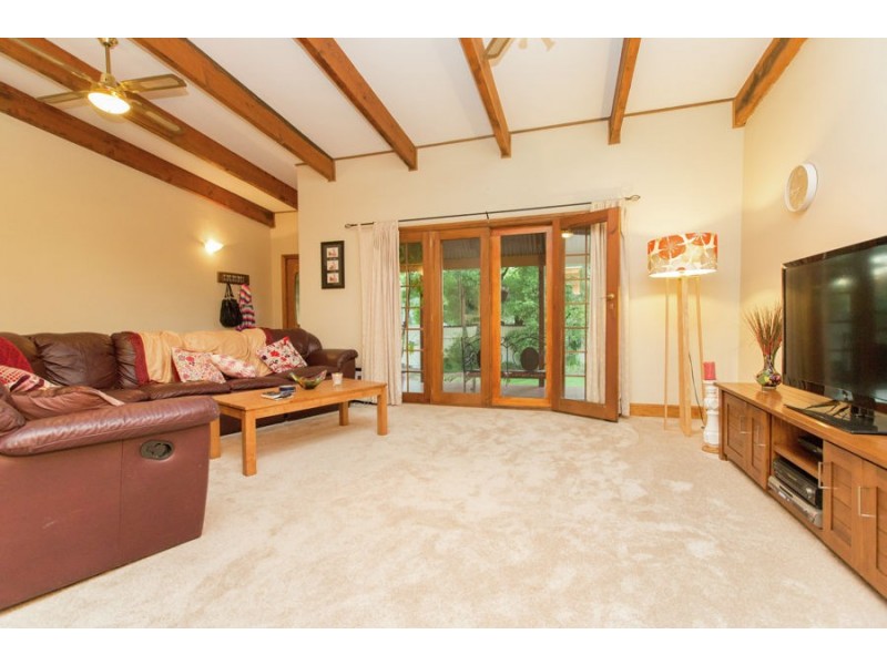 566 Kooringal Road, Kooringal NSW 2650