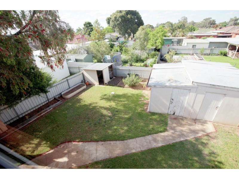 1 Mark Avenue, Tolland NSW 2650