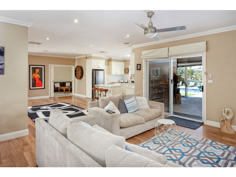 14 Burgan Drive, Springvale NSW 2650
